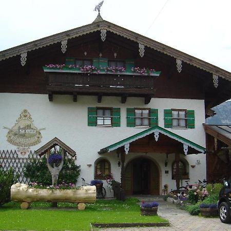 Ferienwohnungen Almbruennerl - Chiemgau Karte 인젤 외부 사진